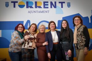 L’escultora i ceramista Maribel Martínez Esteso, Premi Dona Atenea 2026 de Torrent