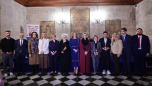 Entrega de premios al Mérito Cultural en la ciudad de Valencia con varios galardonados.