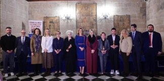 Entrega de premios al Mérito Cultural en la ciudad de Valencia con varios galardonados.
