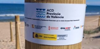 La Diputació de València instal·la un sistema de protecció dunar a la platja de Meliana