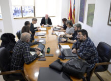 Reunión del Ayuntamiento de Paiporta sobre la reconstrucción de infraestructuras hidráulicas.