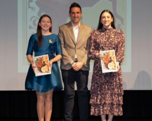 Presentación de la Revista El Granerer 2026 en Torrent con Falleras Mayores