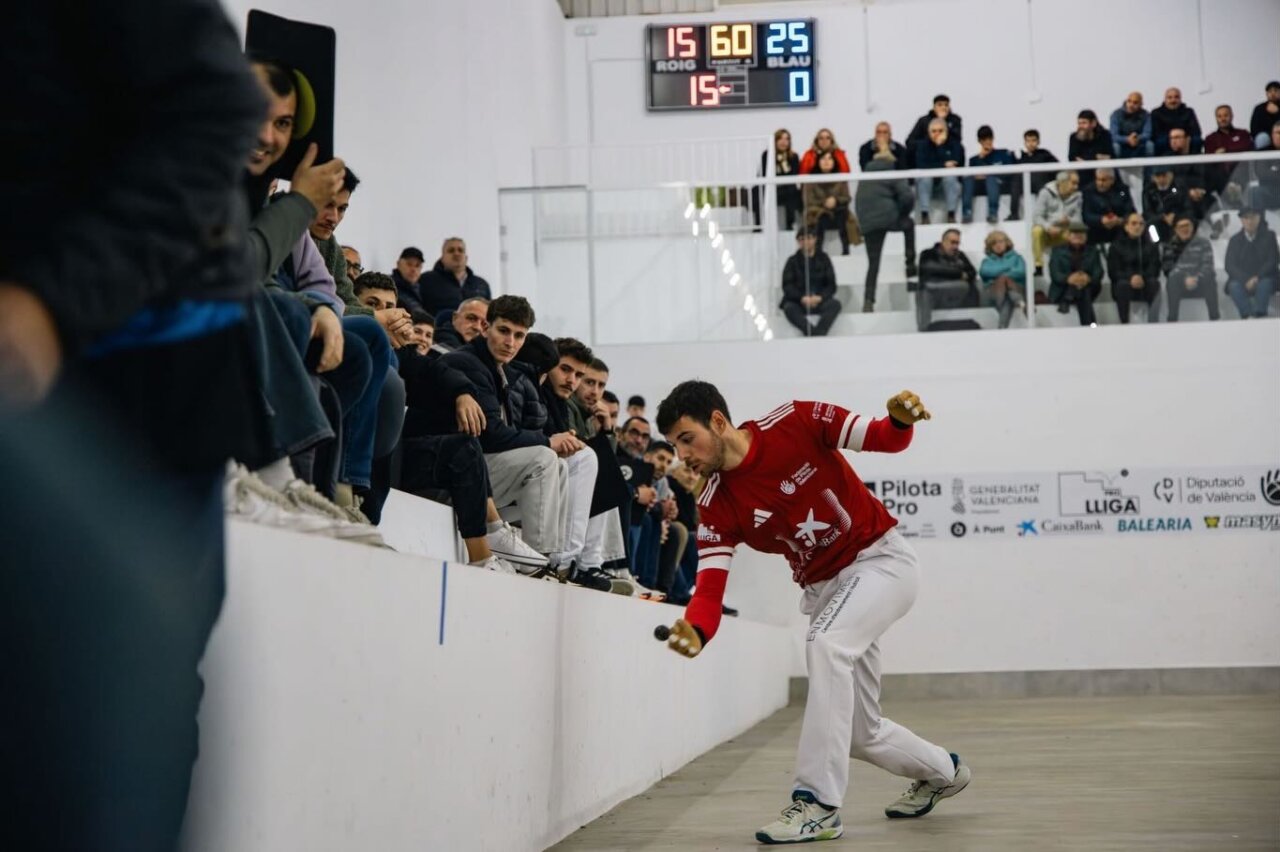 El trinquet de Massalfassar ha sido modernizado para mejorar la experiencia de los jugadores y espectadores.