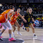 Jugadoras de Valencia Basket compiten en la Copa de la Reina 2026.