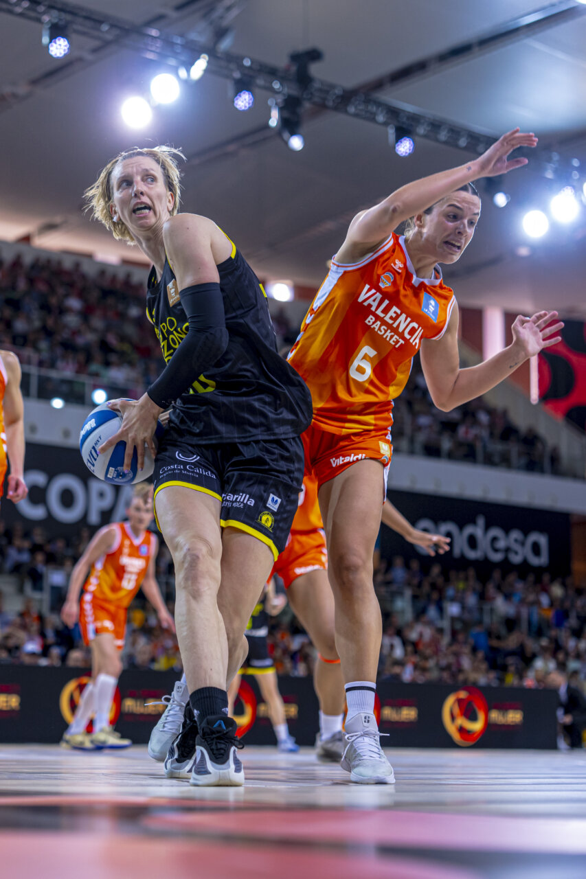 Jugadoras de Valencia Basket compiten en la Copa de la Reina 2026