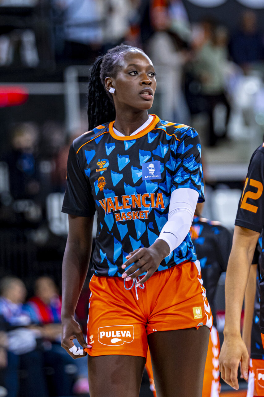 Jugadora del Valencia Basket femenino en la Copa de la Reina 2026
