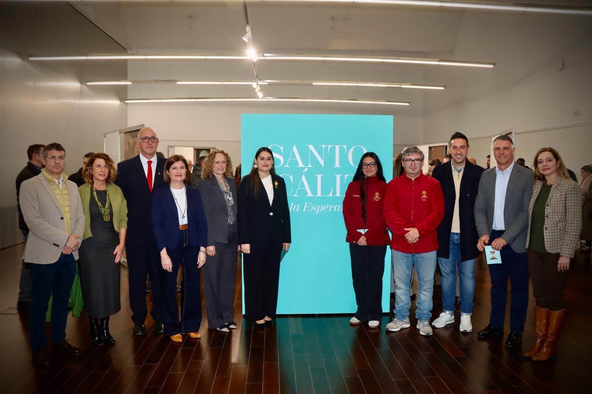 Inauguración de la exposición Santo Cáliz de la Esperanza en Torrent