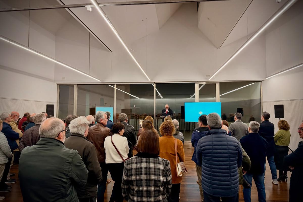 Inauguración de la exposición Santo Cáliz de la Esperanza en Torrent