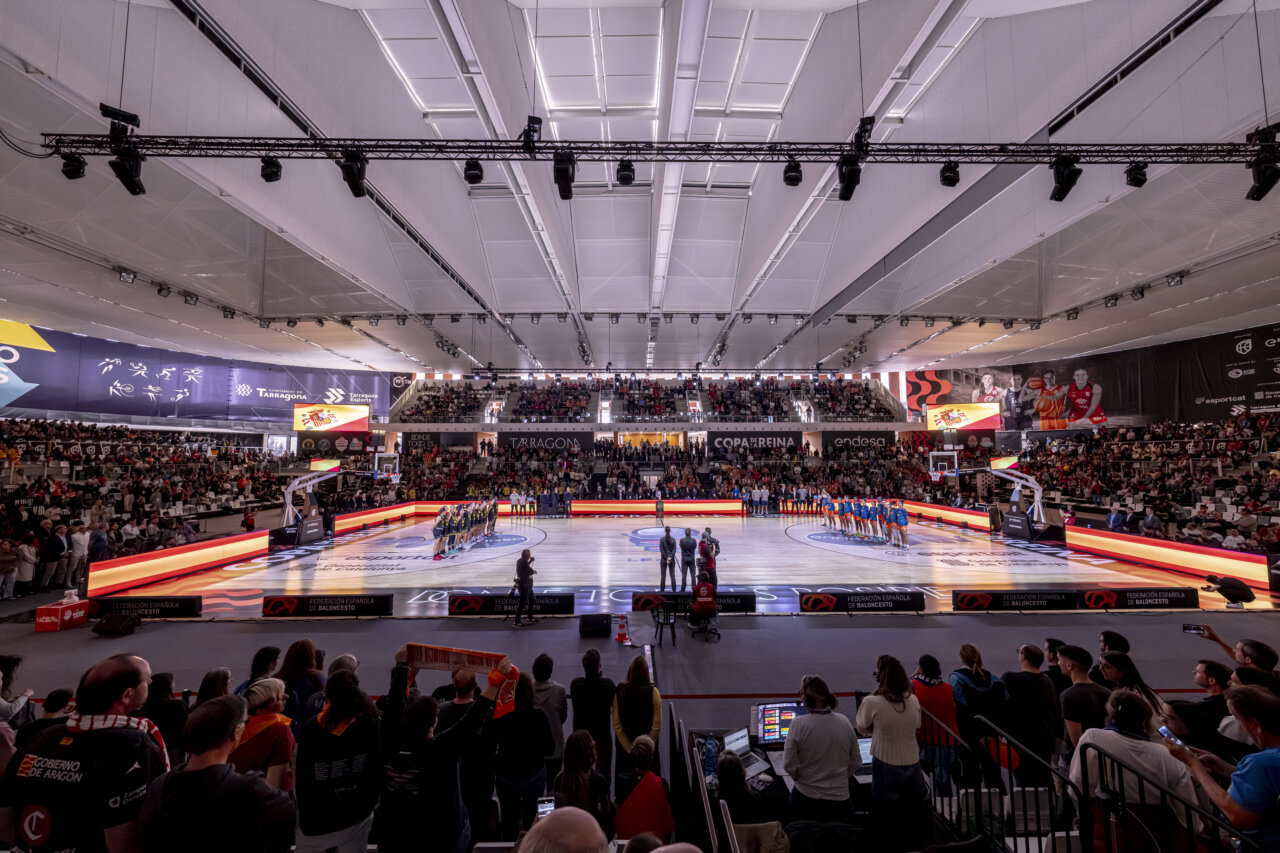 Jugadoras de Valencia Basket en la final de la Copa de la Reina 2026