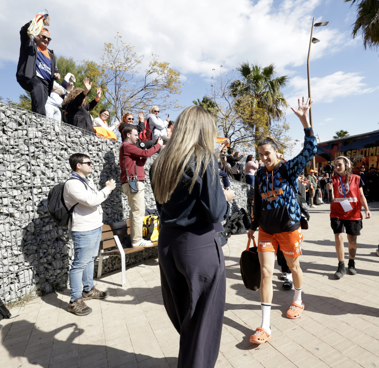 Jugadoras del Valencia Basket celebrando su victoria en la Copa de la Reina 2026.