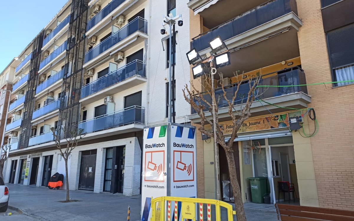 Catarroja refuerza la seguridad durante las Fallas con nuevas cámaras.