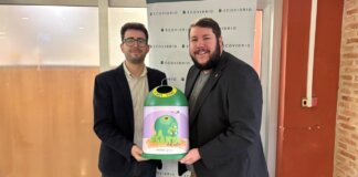 Vicente Sánchez presenta la campaña de reciclaje La Plantà del Vidre en Paterna