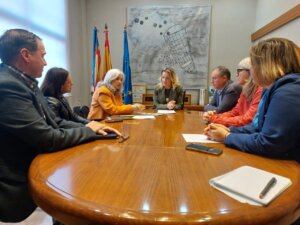 Reunión sobre energía solar en Xirivella con representantes de Naturgy