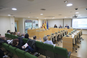 Reunión sobre el corredor verde en Paiporta con participantes y presentadores