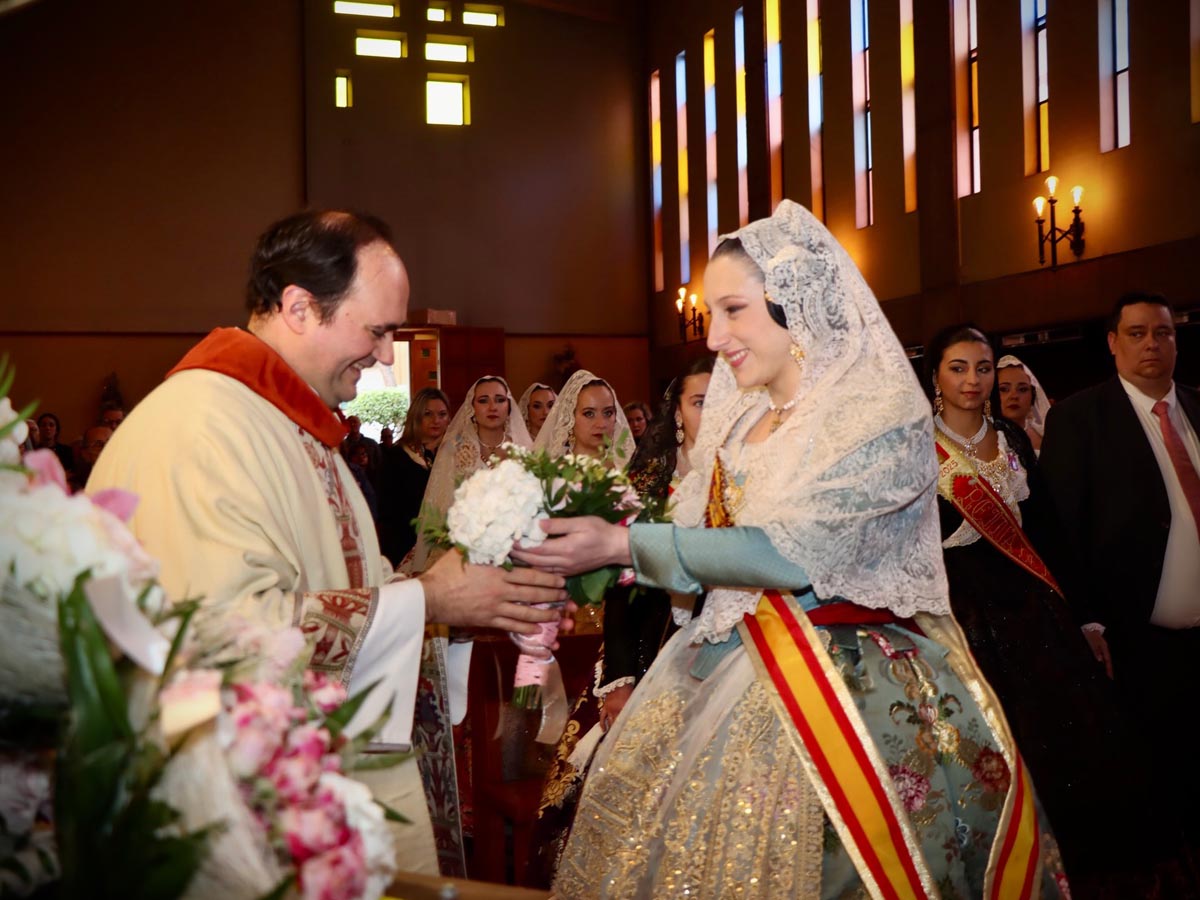 Ceremonia de ofrenda floral durante las Fallas de Torrent 2026