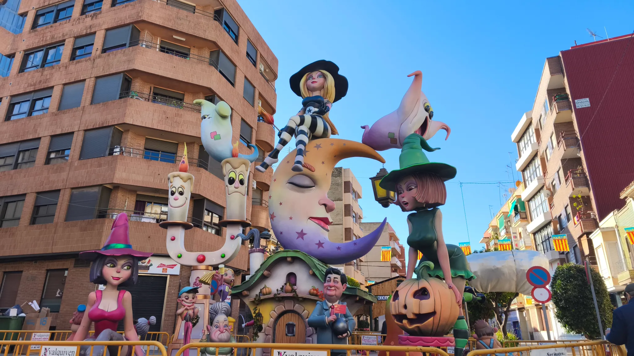 La falla La Tauleta gana el primer premio en 2026 en Moncada.