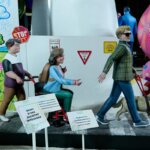 Estatuas de personas en la celebración de las Fallas 2026