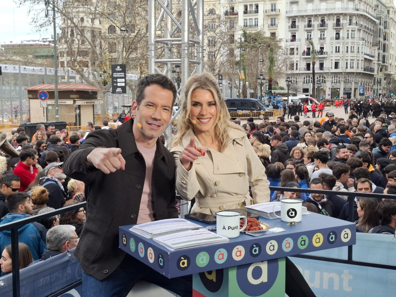 Ferran Cano y Maria Fuster en el programa de Fallas 2026