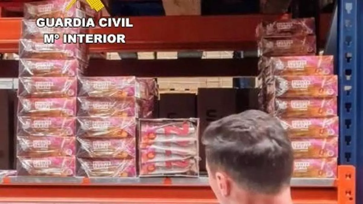 Incautación de artículos pirotécnicos por la Guardia Civil en Valencia