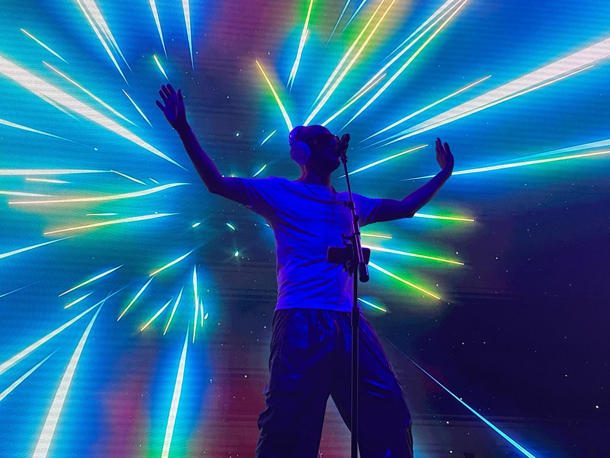 Actuación en vivo en Heineken House 2026 en Roig Arena