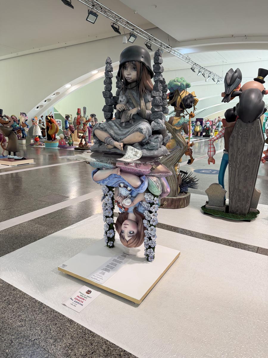 Ninot indultat de Sueca-Literat Azorín en la Exposición del Ninot 2026