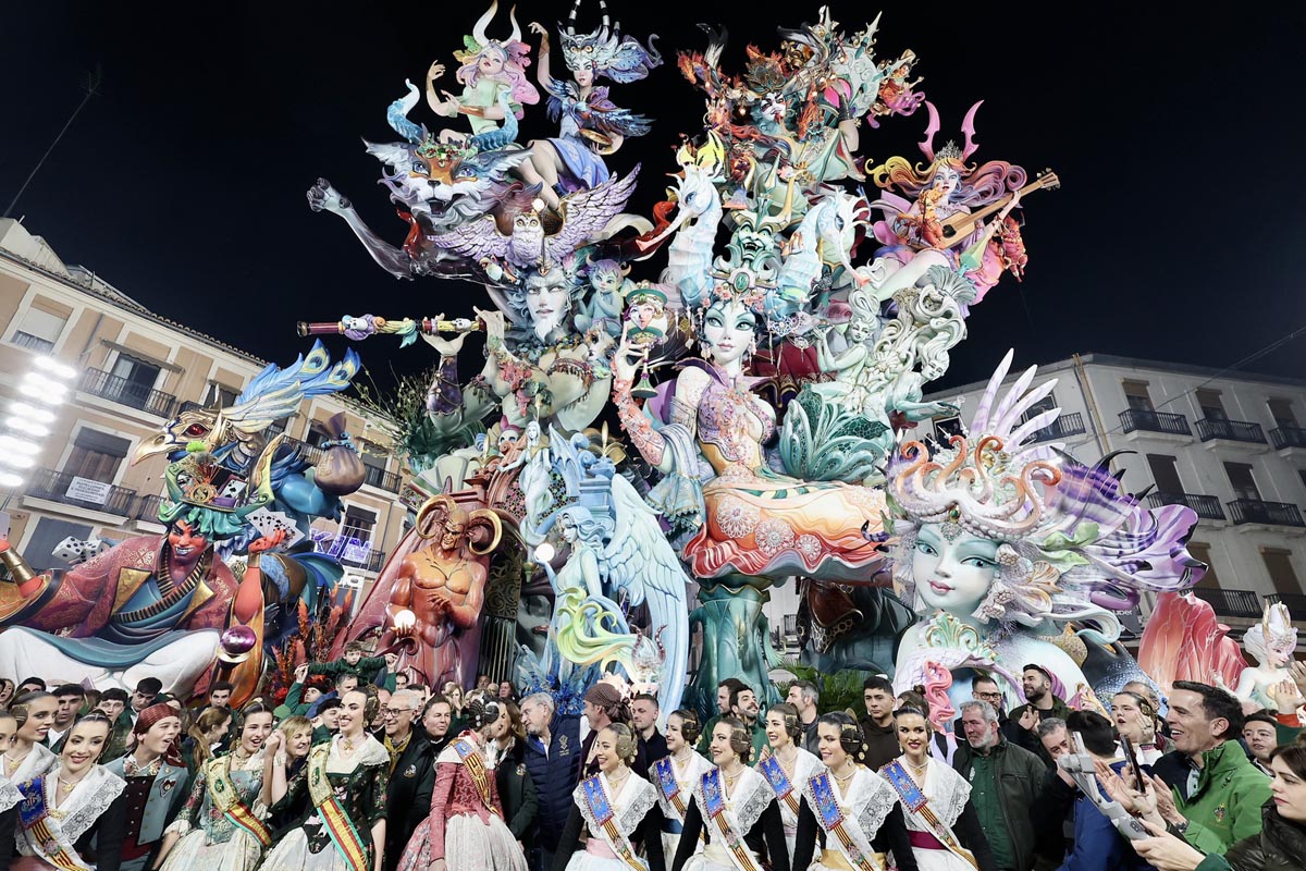 Fallas 2026 con el Convento Jerusalen y sus figuras artísticas