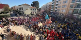 Celebración de premios de Fallas en Paterna con multitud de asistentes