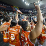 Jugadoras del Valencia Basket celebran su victoria en la Copa de la Reina 2026