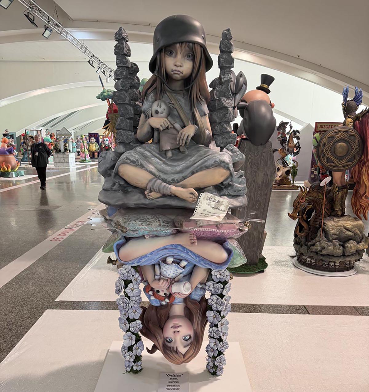 Ninot indultat de Sueca-Literat Azorín en la Exposición del Ninot 2026