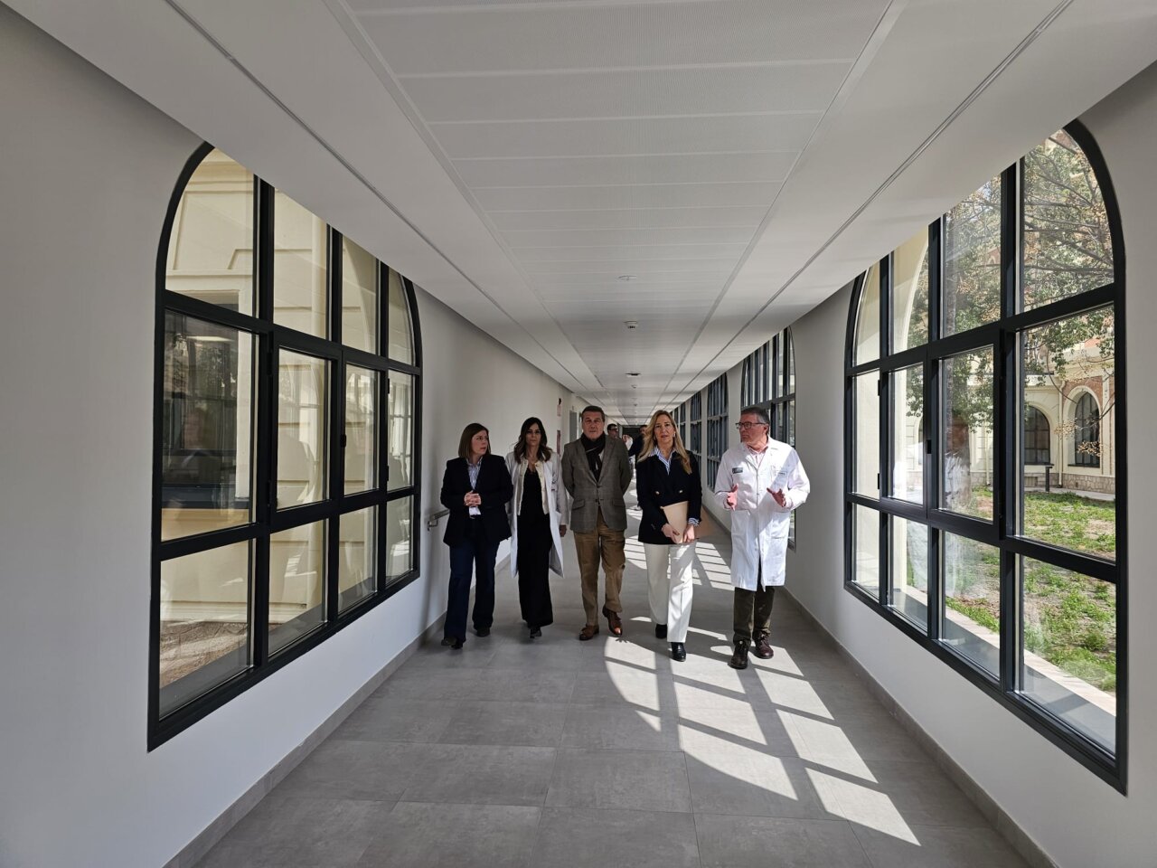 Visita a la nueva unidad de neurorrehabilitación en el Hospital Mislata-Quart