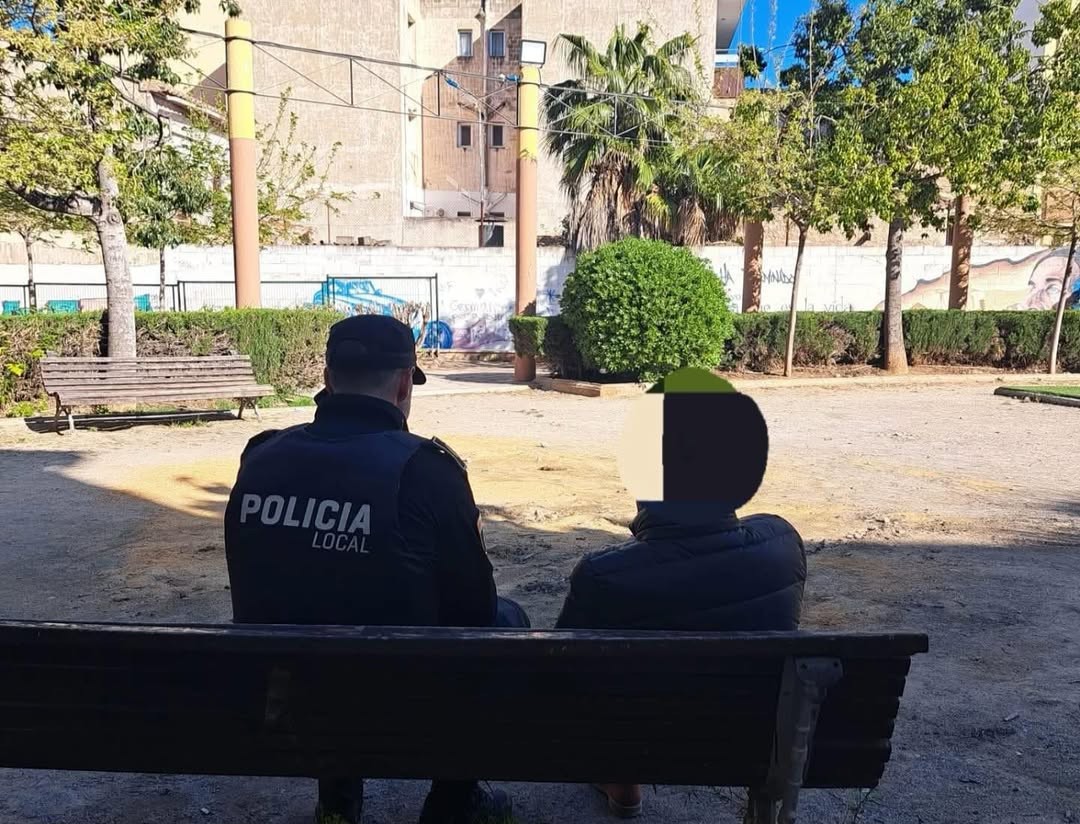 La Policía Local de Godella ha encontrado a una persona mayor desaparecida.