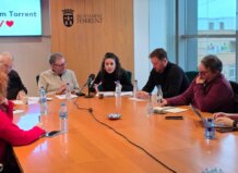 El PSPV discute políticas de igualdad en una rueda de prensa en Torrent.