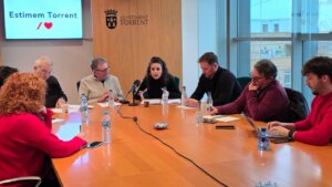El PSPV discute políticas de igualdad en una rueda de prensa en Torrent.