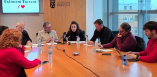 El PSPV discute políticas de igualdad en una rueda de prensa en Torrent.