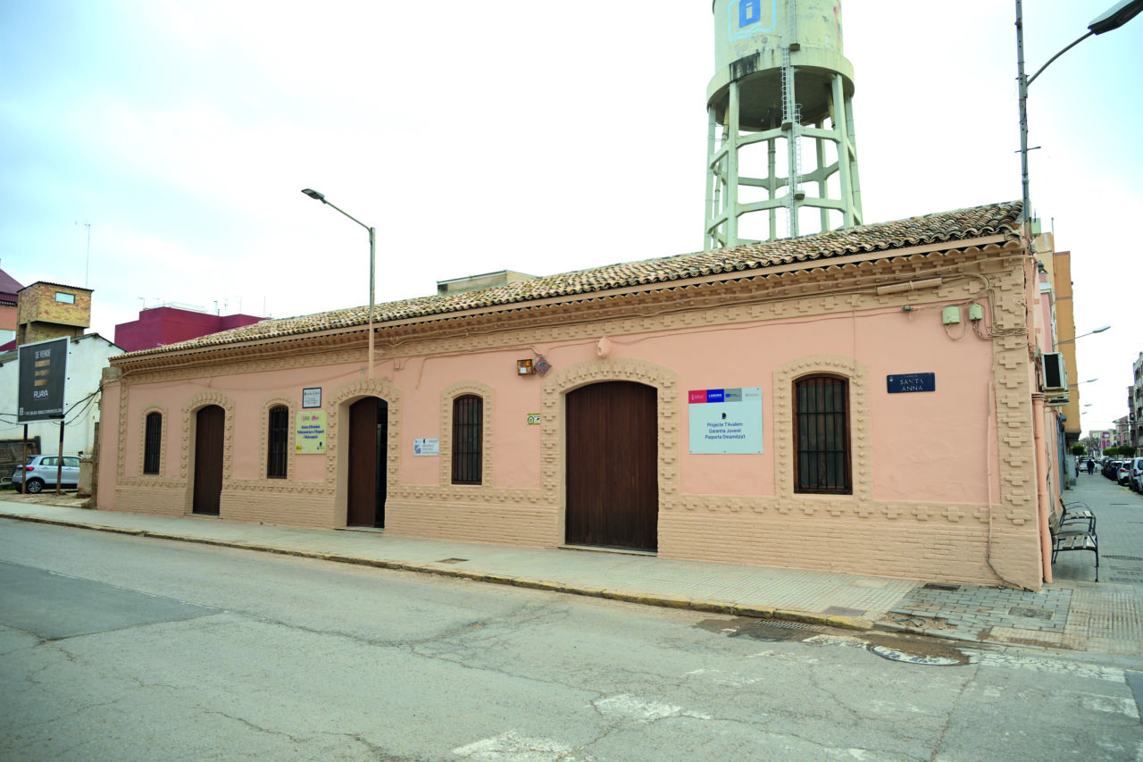 El centro de formación ocupacional de Paiporta está en proceso de reconstrucción.