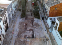 Las obras en la plaza Corazón de Jesús de Manises sacan a la luz un refugio de la Guerra Civil de gran valor histórico Excavación de un refugio de la Guerra Civil en Manises