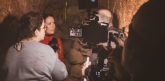 El rodaje del documental sobre los refugios antiaéreos en Moncada.