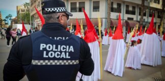 La Policía Local de Torrent garantiza la seguridad durante la Semana Santa.