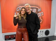 Presentadores del programa El retrovisor discutiendo sobre la Semana Santa