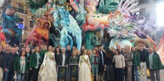La Falla Convento Jerusalén celebra sus XIII Premios al Mérito Fallero con una gala especial.