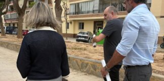 Reunión sobre sistema de megafonía en barrio Orba de Alfafar
