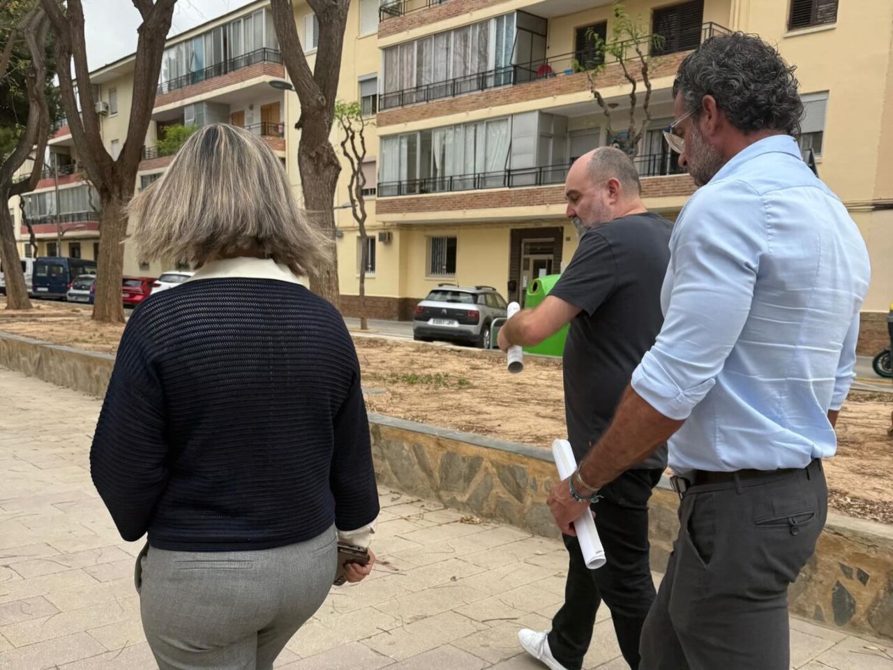Reunión sobre sistema de megafonía en barrio Orba de Alfafar