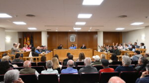 Reunión del pleno del Ayuntamiento de Quart de Poblet con votaciones