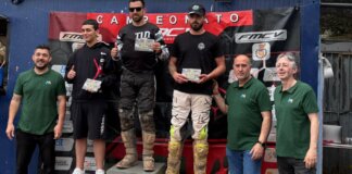 Pilotos en el podio del Campeonato de Motocross en Massamagrell