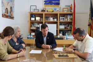 Firma de convenio entre el Ayuntamiento y el Centro Ocupacional Los Silos