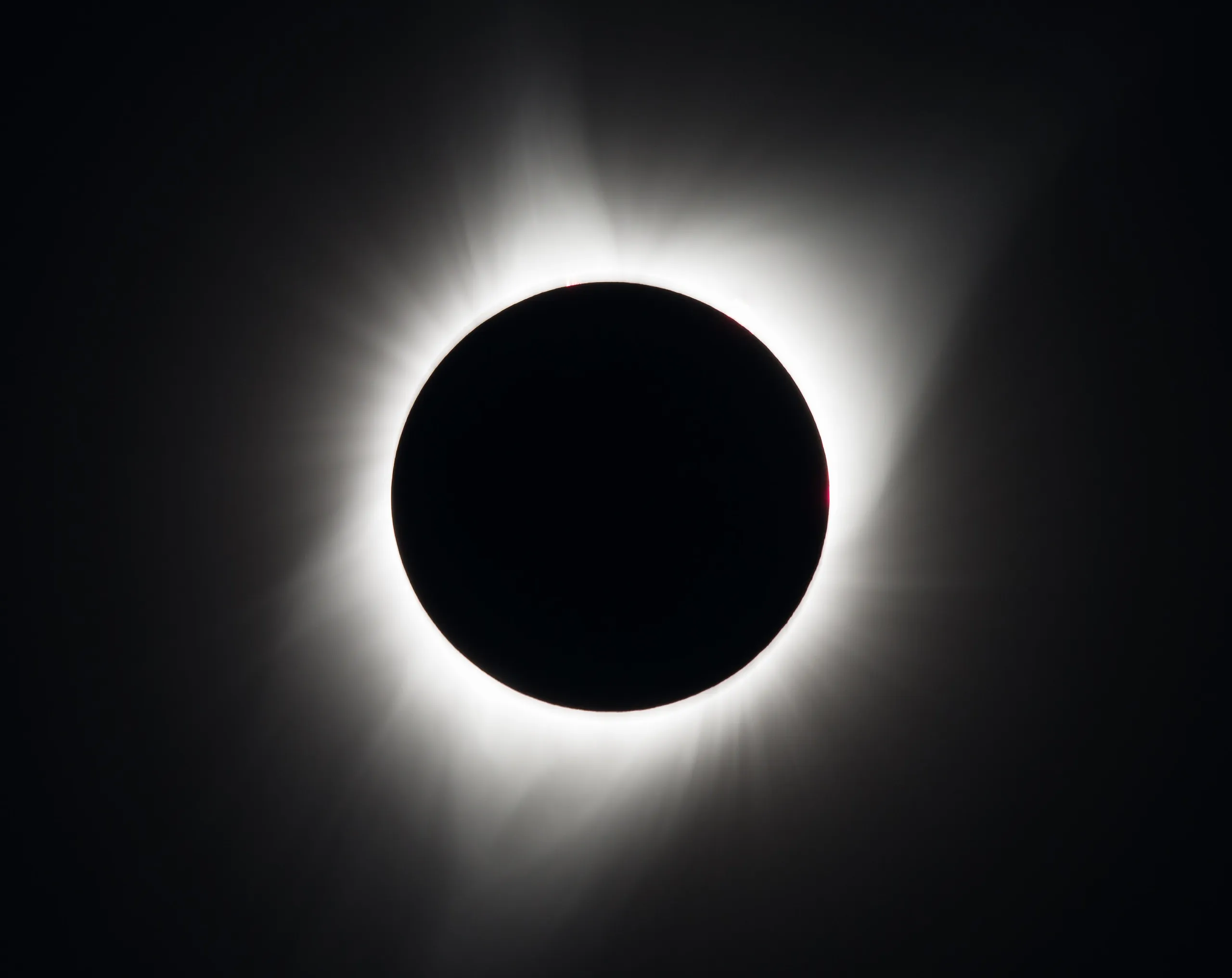 Valencia establece la playa de la Malvarrosa como epicentro para la observación del eclipse solar total del 12 de agosto