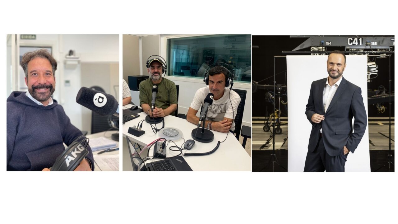 Presentadores de À Punt Ràdio en estudio de grabación