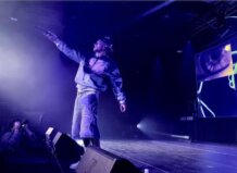 Fernandocosta celebra una década de trayectoria de rap puro en la sala Auditorio Roig Arena con 1.800 voces Fernandocosta actuando en el Auditorio Roig Arena durante su concierto