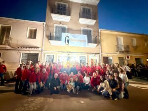 Grupo de personas celebrando las fiestas de Sant Vicent en Museros