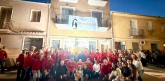 Grupo de personas celebrando las fiestas de Sant Vicent en Museros
